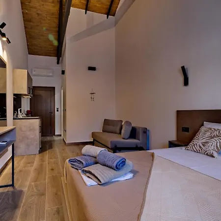 4 Lemons Luxury Amolianí