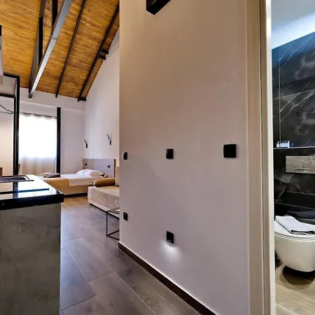 Hotel 4 Lemons Luxury