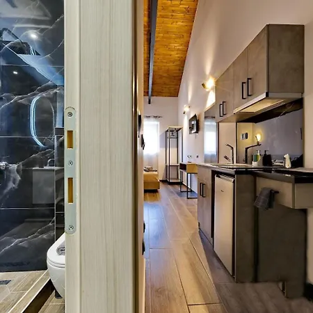 4 Lemons Luxury Szálloda *