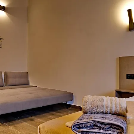 Hotel 4 Lemons Luxury