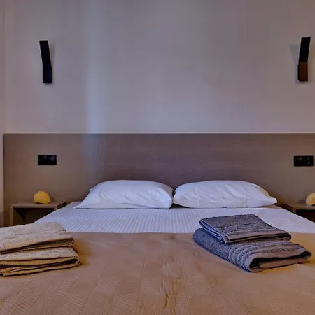 Hotel 4 Lemons Luxury