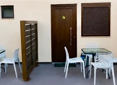 4 Lemons Luxury * Αμμουλιανή