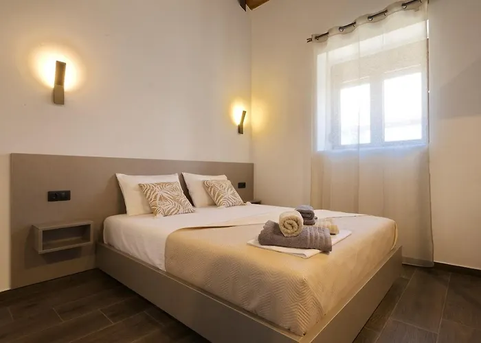 4 Lemons Luxury Hotell Amoliani