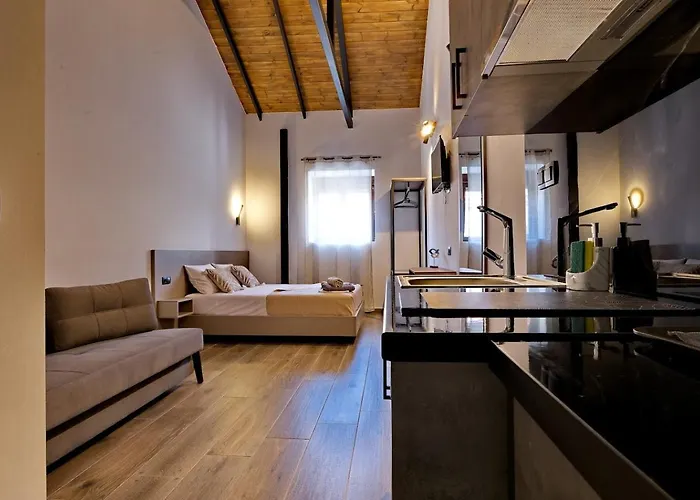 Hotell 4 Lemons Luxury *